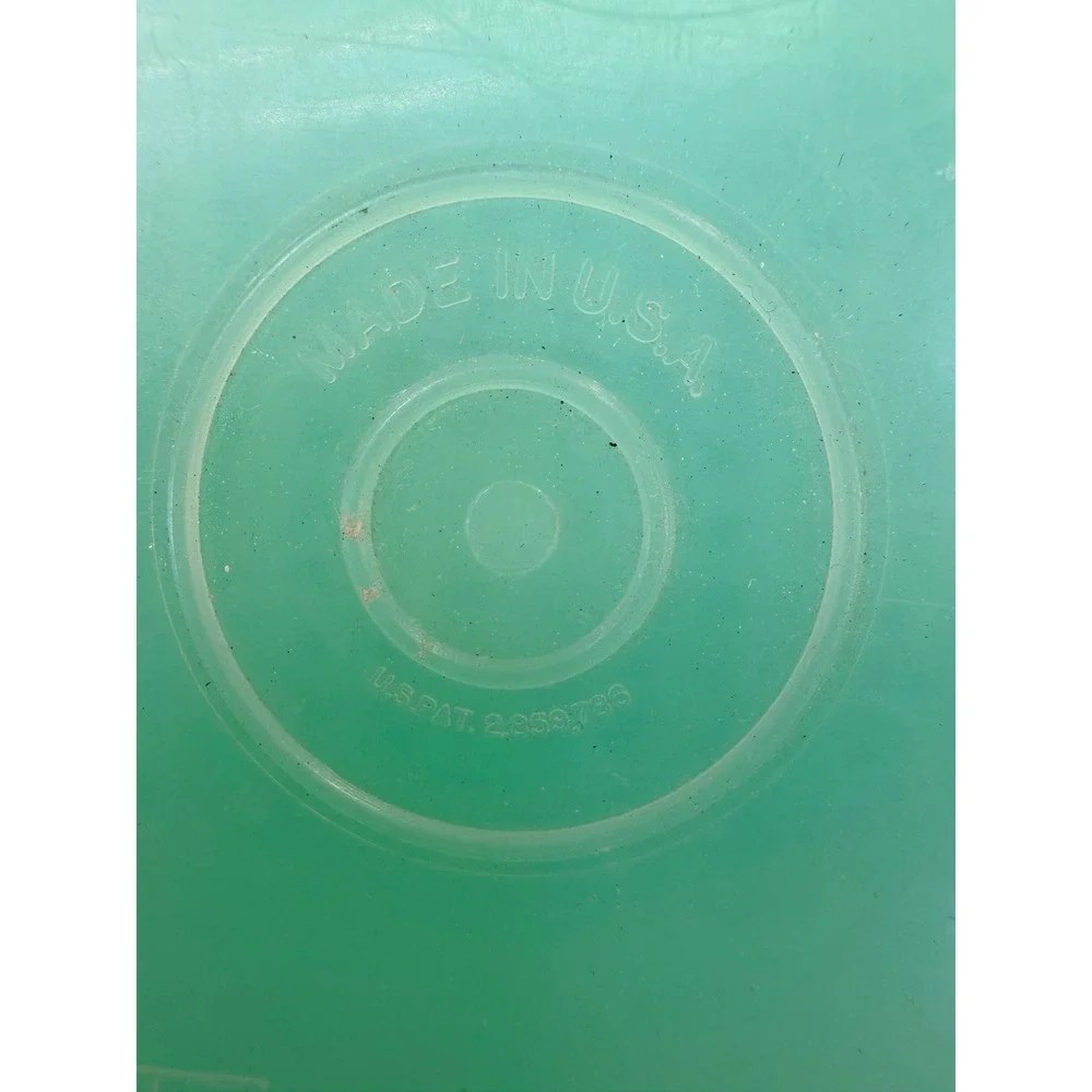 Vintage Tupperware Green Rectangular Storage Container 794-8 with Mint Lid USA